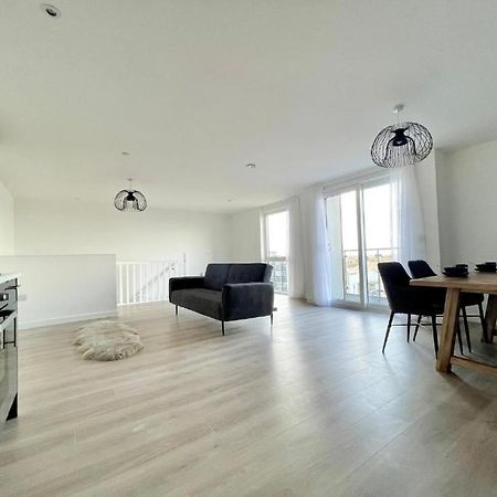 Bayard Plaza Penthouse Apartments Peterborough Bagian luar foto
