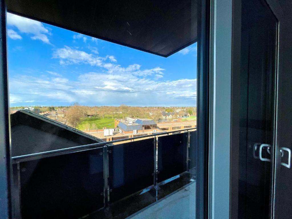 Bayard Plaza Penthouse Apartments Peterborough Bagian luar foto